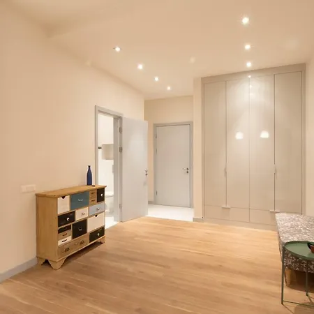 Experience Old In A Modern Setting *